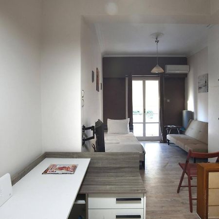 Studio Next To Agios Nikolaos Church Атина Екстериор снимка